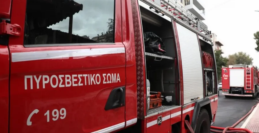 ΕΚΤΑΚΤΟ: ΜΕΓΑΛΗ ΦΩΤΙΑ ΤΩΡΑ ΣΤΗ ΧΩΡΑ ΜΑΣ – ΕΠΙΧΕΙΡΟΥΝ ΚΑΙ ΕΝΑΕΡΙΑ ΜΕΣΑ