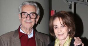 «Αν δεν ήταν η Έλλη δεν θα ήμουν εδώ»: Τα συγκλονιστικά λόγια του Στέφανου Ληναίου για τη γυναίκα που πέρασαν 7 δεκαετίες μαζί