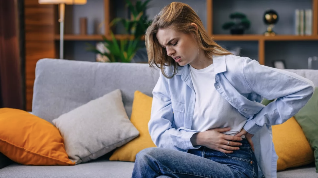 Καρκίνος Παχέος Εντέρου: Ένας γαστρεντερολόγος αποκαλύπτει το ενοχλητικό σύμπτωμα που προειδοποιεί έγκαιρα