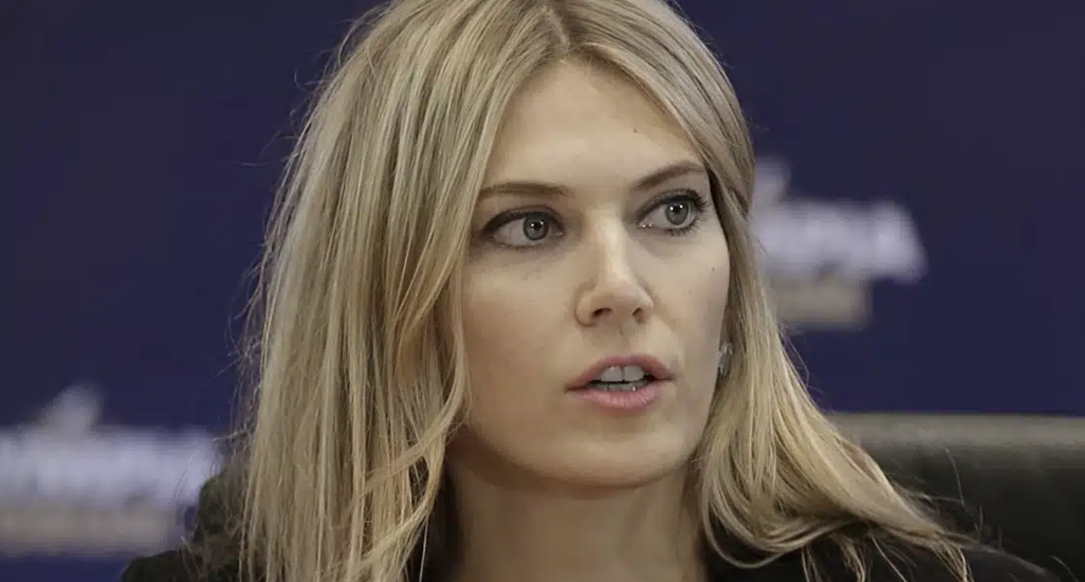 Πιο όμορφη από ποτέ η Εύα Καϊλή – Σπάνια δημόσια χαλαρή εμφάνιση στο κέντρο της Αθήνας