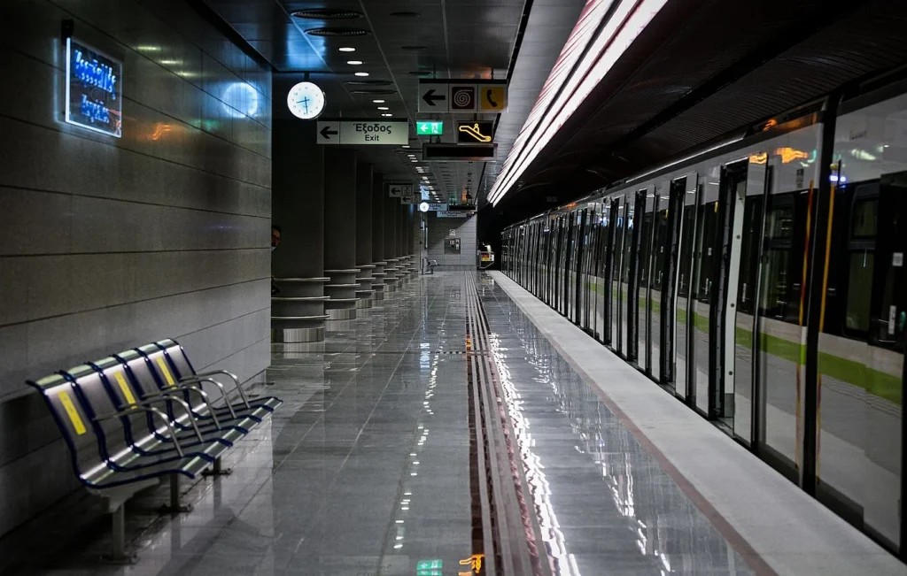 Σε ισχύ προσωρινές τροποποιήσεις στα δρομολόγια του Μετρό