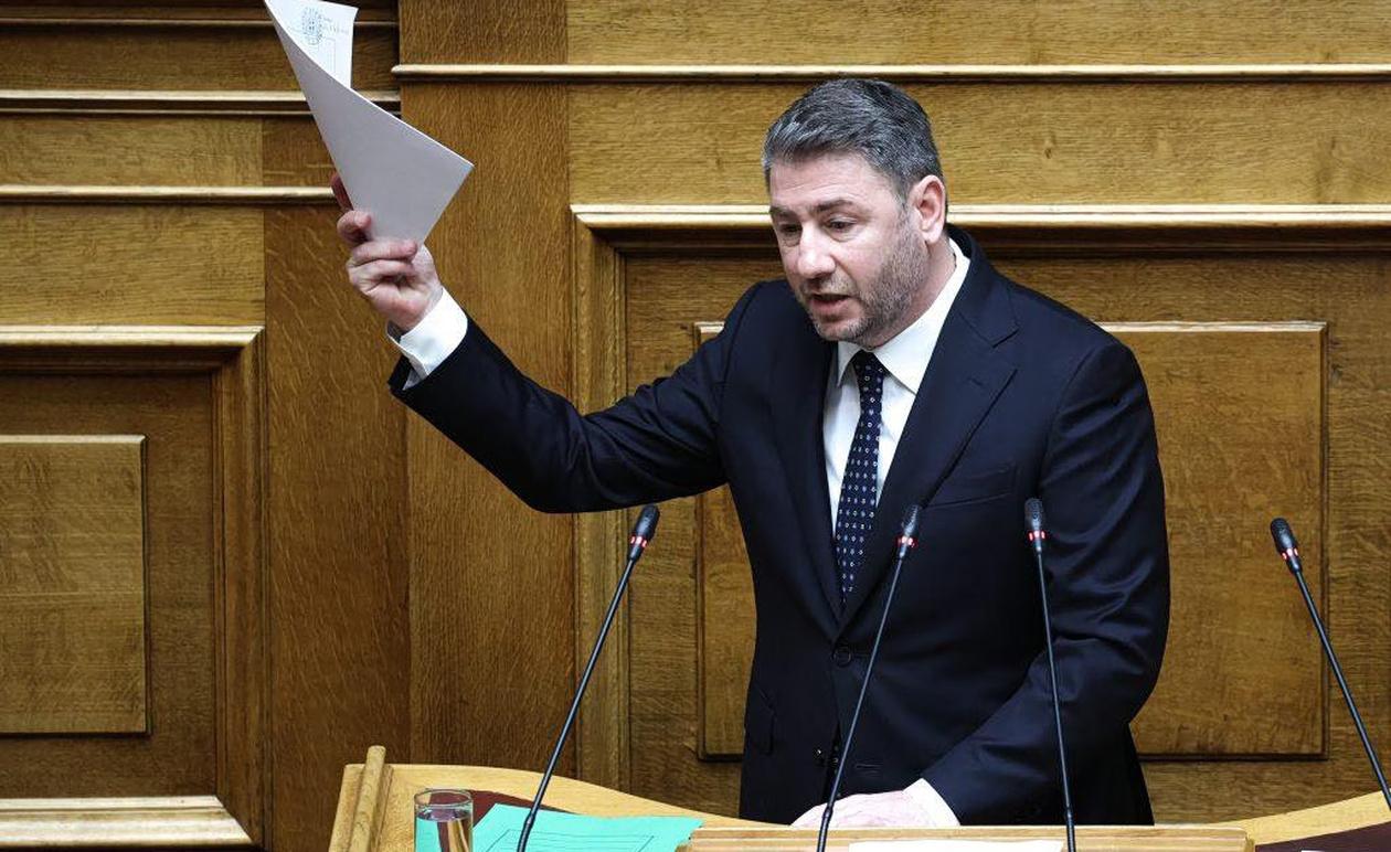 ΧΑΜΟΣ ΣΤΗΝ ΒΟΥΛΗ – ΑΣΤΡΑΨΕ ΚΑΙ ΒΡΟΝΤΗΞΕ Ο ΑΝΔΡΟΥΛΑΚΗΣ:ΣΦΟΔΡΗ ΕΠΙΘΕΣΗ ΚΑΤΑ ΜΗΤΣΟΤΑΚΗ