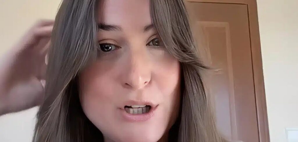 Ο υπουργός Υγείας Άδωνις Γεωργιάδης δημοσίευσε βίντεο μιας Αμερικανίδας που συγκρίνει το σύστημα υγείας των ΗΠΑ με το ελληνικό ΕΣΥ