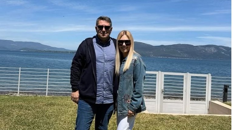 Τίνα Μεσσαροπούλου – Γιώργος Μυλωνάκης: Το ανέμελο Πάσχα του ζευγαριού, τίποτα δεν έδειχνε αυτό που έρχεται – Φωτογραφίες