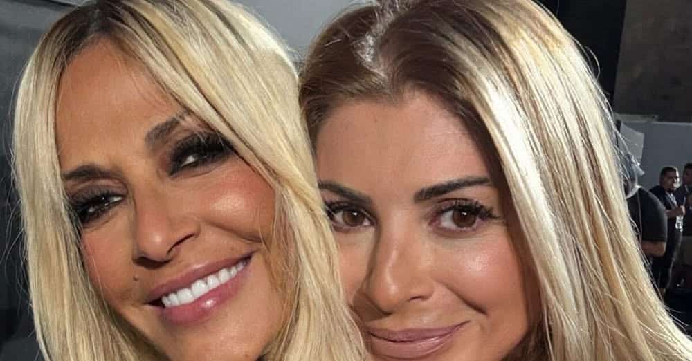 Άννα Βίσση – Χριστίνα Πολίτη: Τέλος στη φιλία τους μετά από 30 χρόνια; Η αποκάλυψη για το unfollow στο Instagram και η απαγόρευση στο καμαρίνι