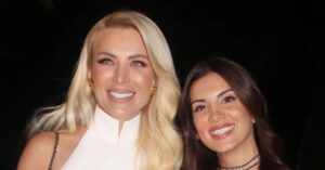 Σταματίνα Τσιμτσιλή: Επισκέφθηκε την Κατερίνα Καινούργιου στο μαιευτήριο λίγες ώρες μετά τη γέννηση της κόρης της 