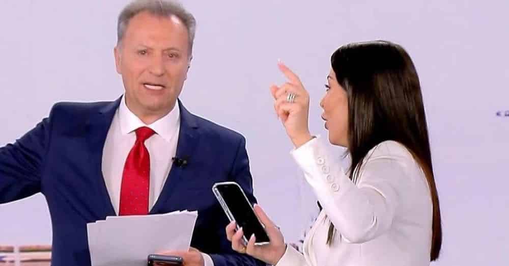 Η Αφροδίτη Λατινοπούλου χαρακτήρισε την Ζωή Κωνσταντοπούλου «Ελένη Λουκά της πολιτικής» και την μιμήθηκε on air