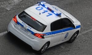 Προσπέραση περιπολικού: Επιτρέπεται ή όχι;