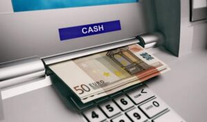 ΔΕΝ ΤΟ ΞΕΡΟΥΝ ΟΥΤΕ ΟΙ ΛΟΓΙΣΤΕΣ: ΕΚΤΑΚΤΟ ΕΠΙΔΟΜΑ ΣΤΙΣ ΓΥΝΑΙΚΕΣ – 700 ΕΥΡΩ ΕΦΑΠΑΞ, ΧΩΡΙΣ ΝΑ ΚΑΝΕΙΣ ΤΙΠΟΤΑ – ΠΟΙΕΣ ΤΟ ΠΑΙΡΝΟΥΝ