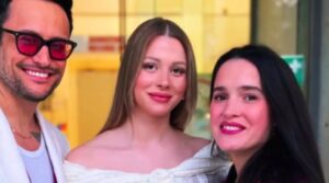 Παντρεύτηκε με πολιτικό γάμο ο Έλληνας τραγουδιστής! Οι φωτογραφίες με την εγκυμονούσα σύζυγό του