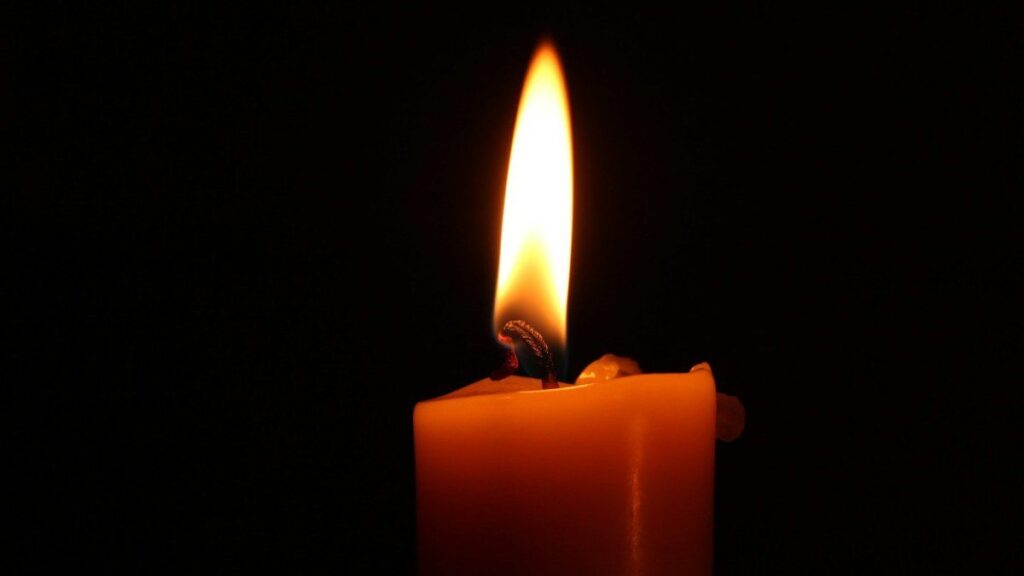 ΘΡΗΝΟΣ: Πέθανε ξαφνικά αγαπημένος ηθοποιός