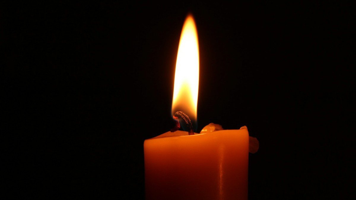 ΘΡΗΝΟΣ: Πέθανε ξαφνικά αγαπημένος ηθοποιός