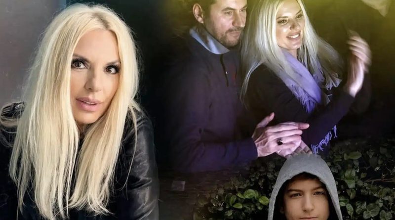 Η Αννίτα Πάνια κλείνει τα 56: Ο άντρας που κρύβει, το διαζύγιο και ο 18χρονος γιος