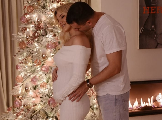 Γέννnσε η Κατερίνα Καινούργιου