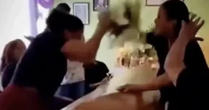 Άγριος καβγάς σε κηδεία – Οι ερωμένες του νεκρού τσακώθηκαν πάνω από το φέρετρο