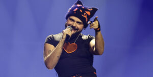 Eurovision 2026: Έκπληξη! Αuτή είναι η πασίγνωστη Ελληνίδα ηθοποιός που θα βρεθεί μαζί με τον Akyla στη σκηνή