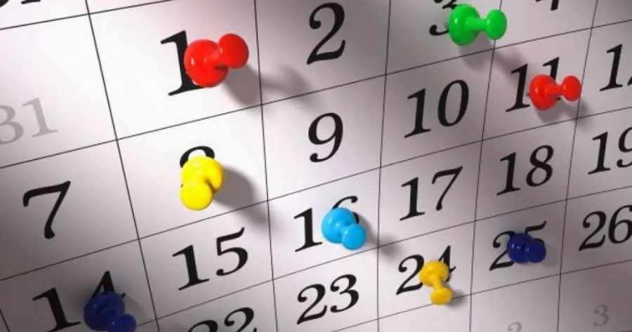 Αργίες: Ο μήνας που συνδυάζει δύο τριήμερα και το μοναδικό τετραήμερο του 2026