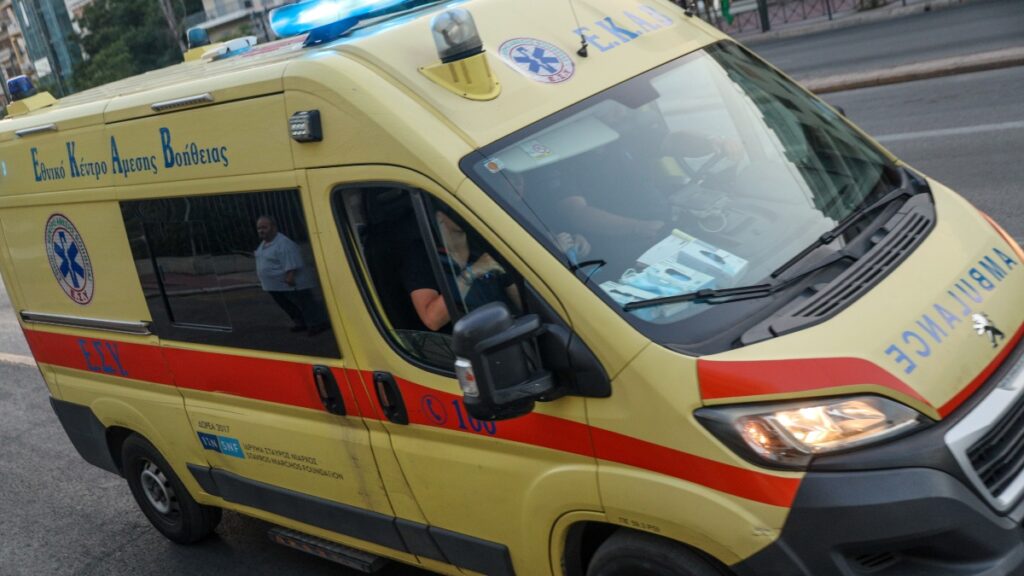 Τραγωδία στα Τρίκαλα: Πέθανε ξαφνικά 22χρονη – Κατέρρευσε μπροστά στους γονείς της