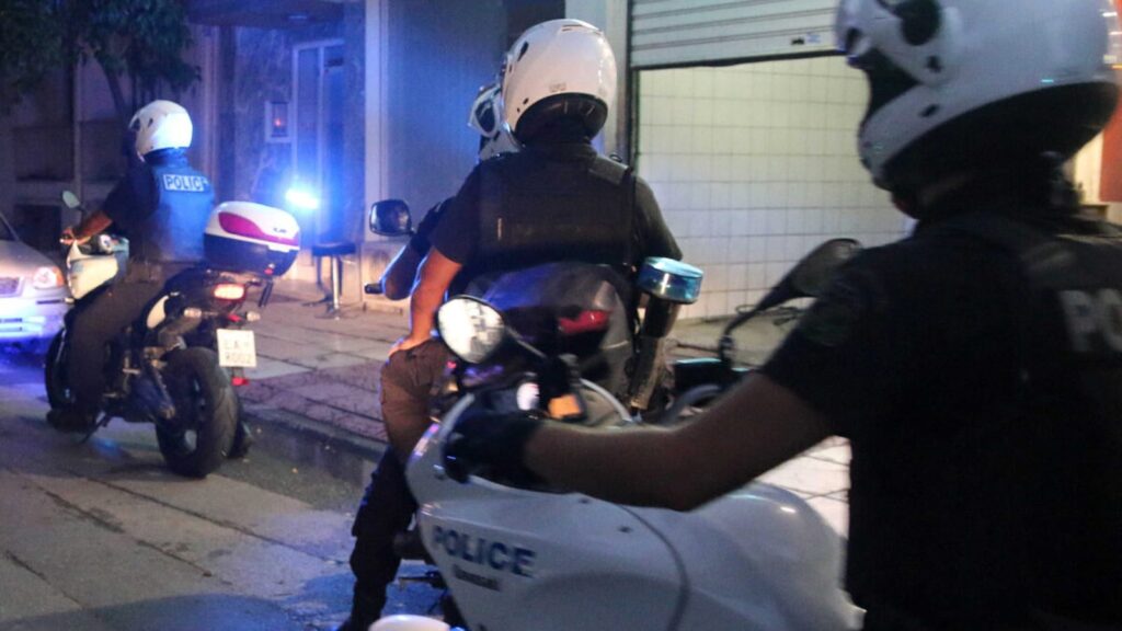 Κέντρο Αθήνας: 29χρονος Πακιστανός προκάλεσε εκτεταμένες φθορές σε 30 αυτοκίνητα