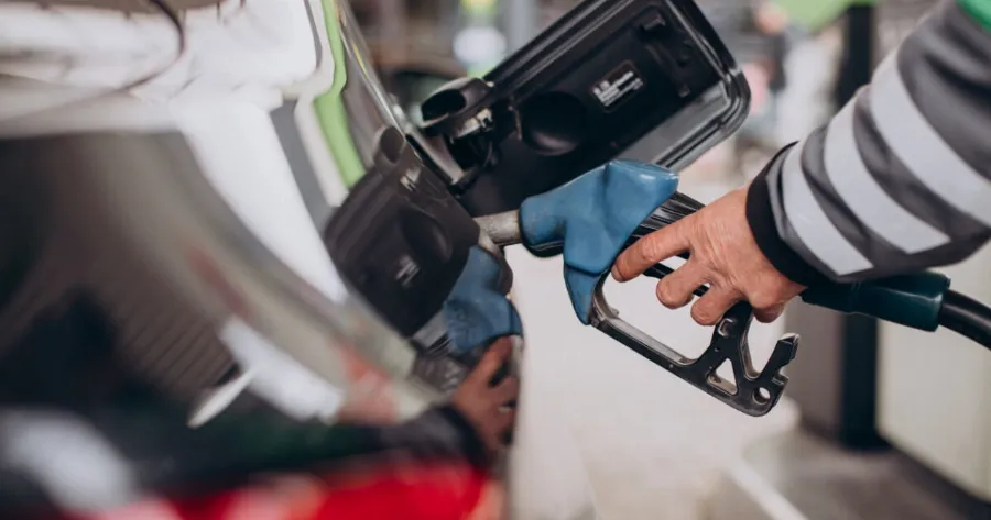 Avατpoπn με το Fuel Pass: Με βάση το τελευταίο ψηφίο του ΑΦΜ οι αιτήσεις – Οι ημερομηνίες