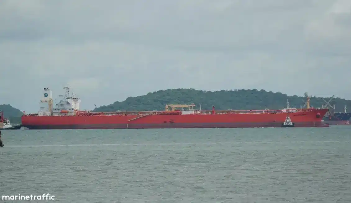 dexamenoploio argo petrelaio agioi theodoroi 2