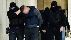 Άγιος Δημήτριος – Έσπασε την σιωπή της η μητέρα 20χρονου: «Ο γιος μου δεν έχει…»