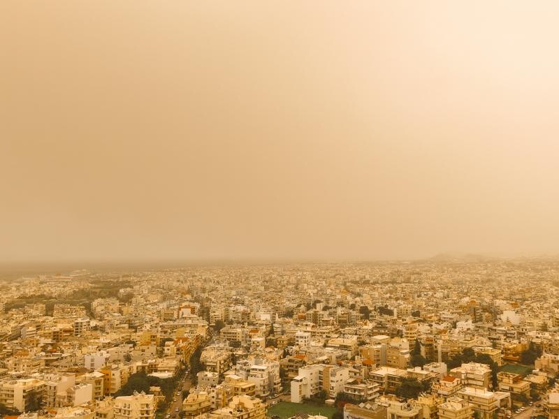 ΕΚΤΑΚΤΟ ΤΩΡΑ: ΚΛΕΙΣΤΑ ΣΧΟΛΕΙΑ ΛΟΓΩ ΑΦΡΙΚΑΝΙΚΗΣ ΣΚΟΝΗΣ