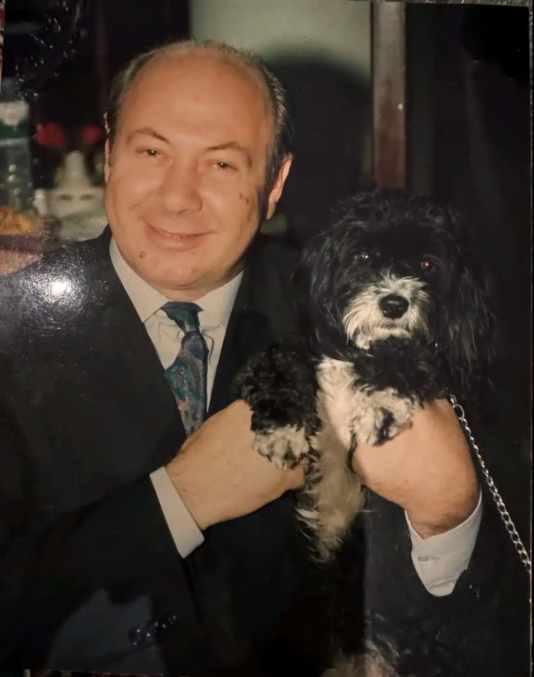 f1 o theatrikos epicheirimatias mazi me to agapimeno toy skylaki