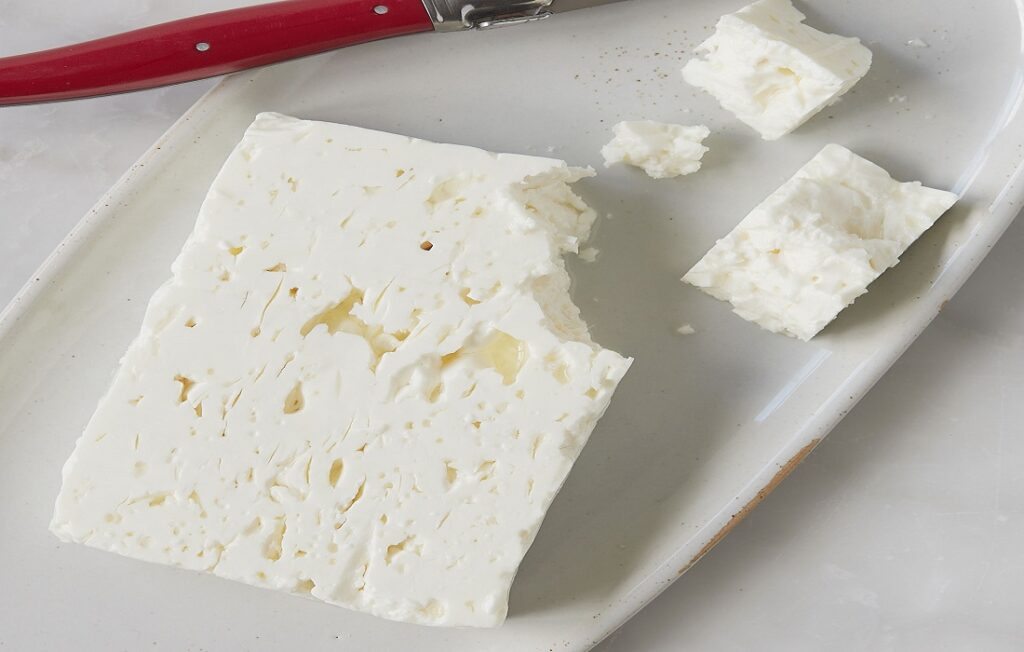 Ανακαλείται γνωστή φέτα από τον ΕΦΕΤ – Μην την καταναλώσετε