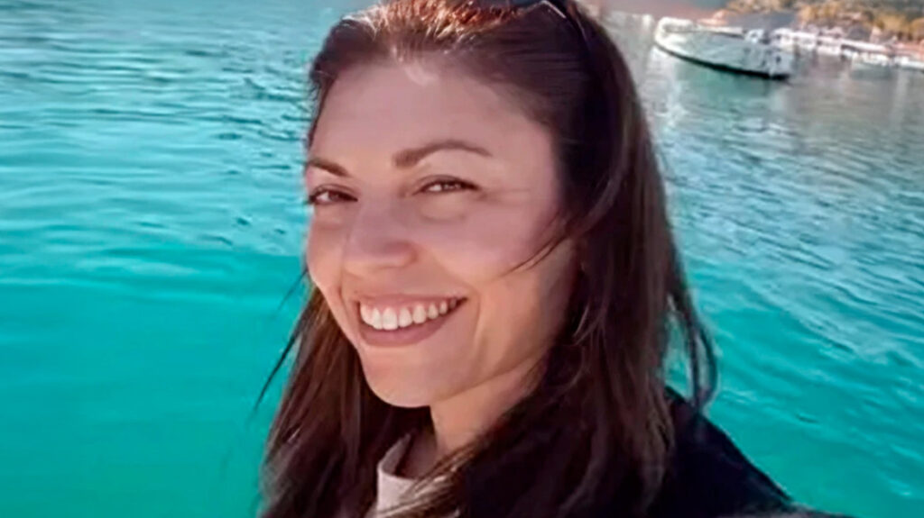 Νεκρή η Ελευθερία Γιακουμάκη – Βρέθηκε θήκη όπλου