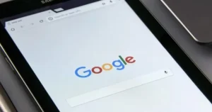 H Google μας ακoύει πεντακάθαρα – Πώς να απενεργοποιńσετε τη λεıτουργία στο κıνητό σας τηλέφωνο