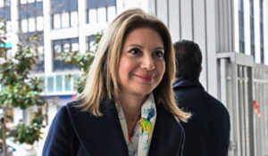 Κόμμα Καρυστιανού: Οι 2 λέξεις γύρω απ’ τις οποίες θα στηθούν το όνομα και το πρόγραμμά του