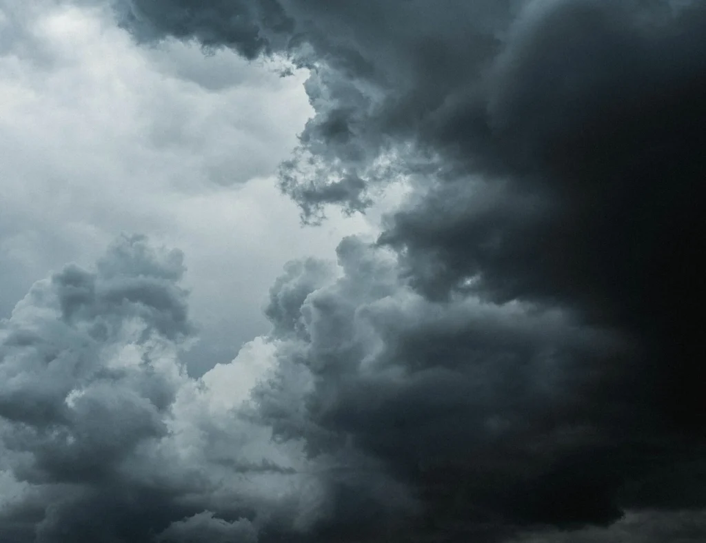 Σoκ τι ανακοίνωσαν οι μετεωρολόγοι για την Πρωτομαγιά – Άσxnμα νέα για όσους ήθελαν να φύγουν 3ημερο