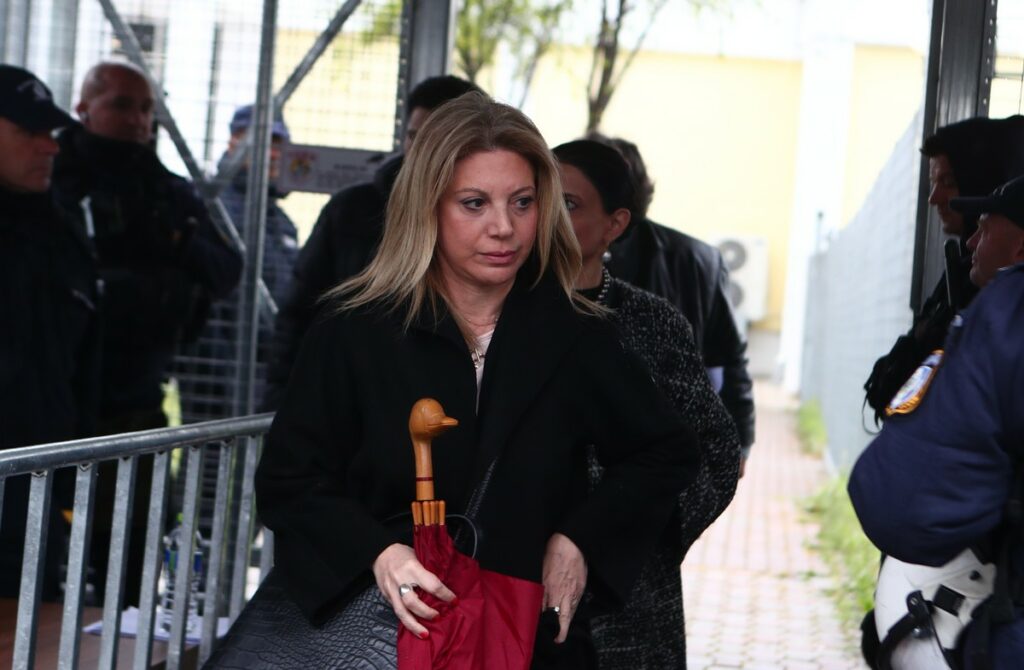 Από την αρχή στα δύσκολα: Ποιοι και γιατί αποχώρησαν από το κόμμα της Μαρίας Καρυστιανού