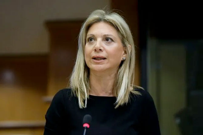 Δημοσκόπηση Interview: Τρίτο το κόμμα της Μαρίας Καρυστιανού – Πτώση για τη ΝΔ