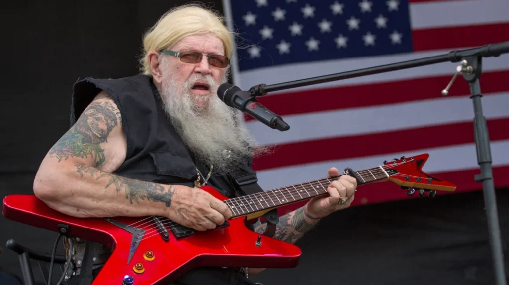 Πέθανε ο τραγουδιστής της κάντρι David Allan Coe