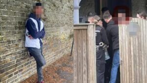 Μαθήτριες σε απόγνωση: «Μετανάστες μας παρενοχλούν στον δρόμο για το σχολείο!»