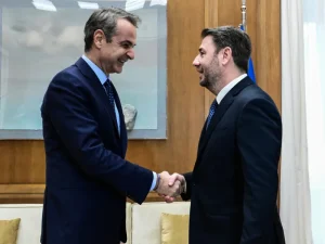 Ανατροπή: Δημοσκόπηση δείχνει πρώτο το ΠΑΣΟΚ – Η ΝΔ χάνει 13 μονάδες, ραγδαίες πολιτικές εξελίξεις