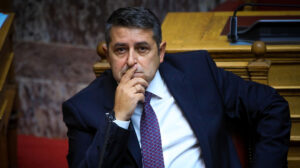 ΤΟ ΧΕΡΙ ΤΗΣ ΠΑΝΑΓΙΑΣ: ΕΚΤΑΚΤΟ ΜΟΛΙΣ ΜΑΘΕΥΤΗΚΕ ΓΙΑ ΤΟΝ ΓΙΩΡΓΟ ΜΥΛΩΝΑΚΗ