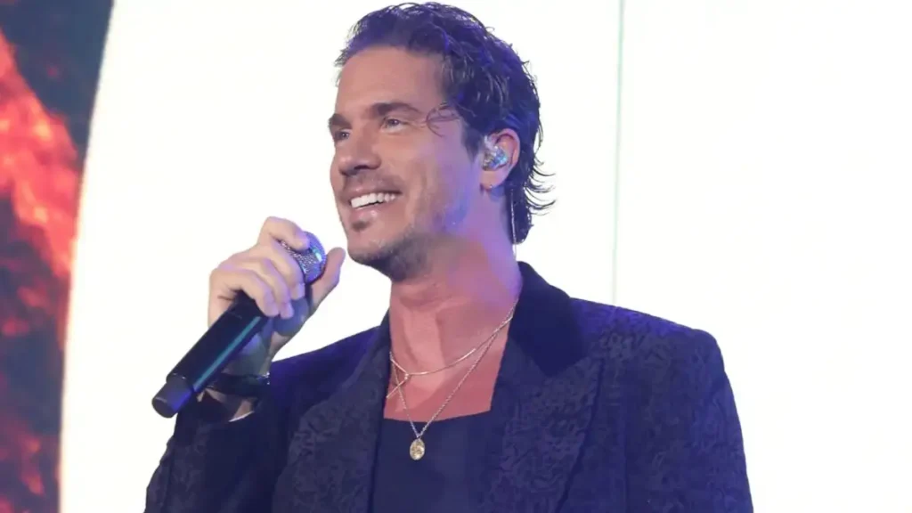 Σε σχέση ο Νίκος Οικονομόπουλος: Ποια είναι η μελαχρινή καλλονή