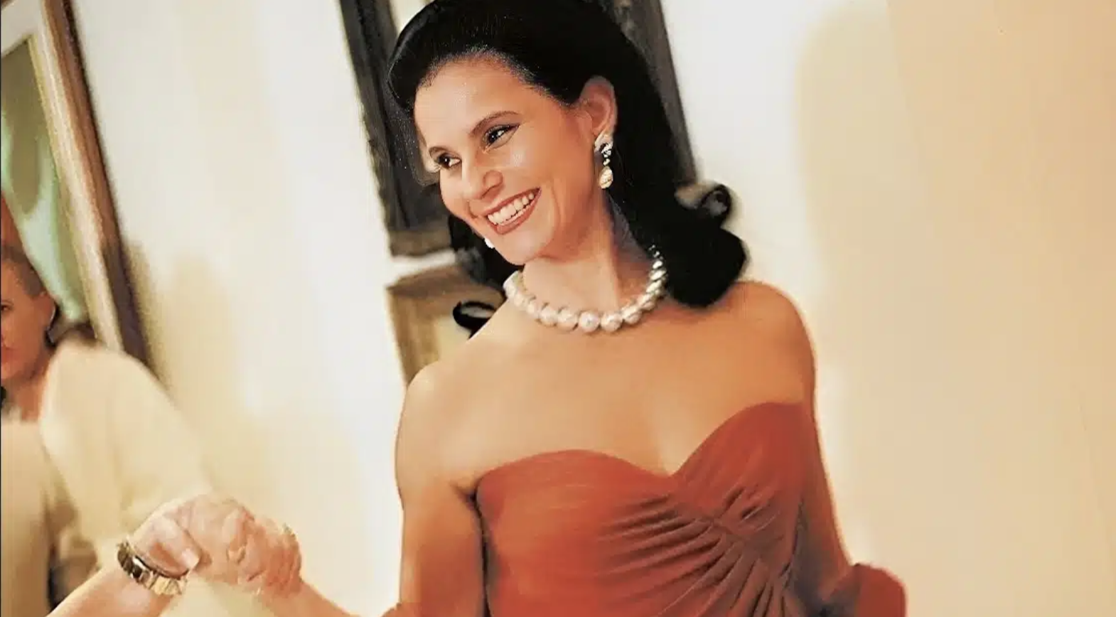 O «θηλυκός Ωνάσης»: Η Θεσσαλονικιά που έγινε η πλουσιότερη Ελληνίδα στον κόσμο με περιουσία άνω των 27 δισ. δολαρίων