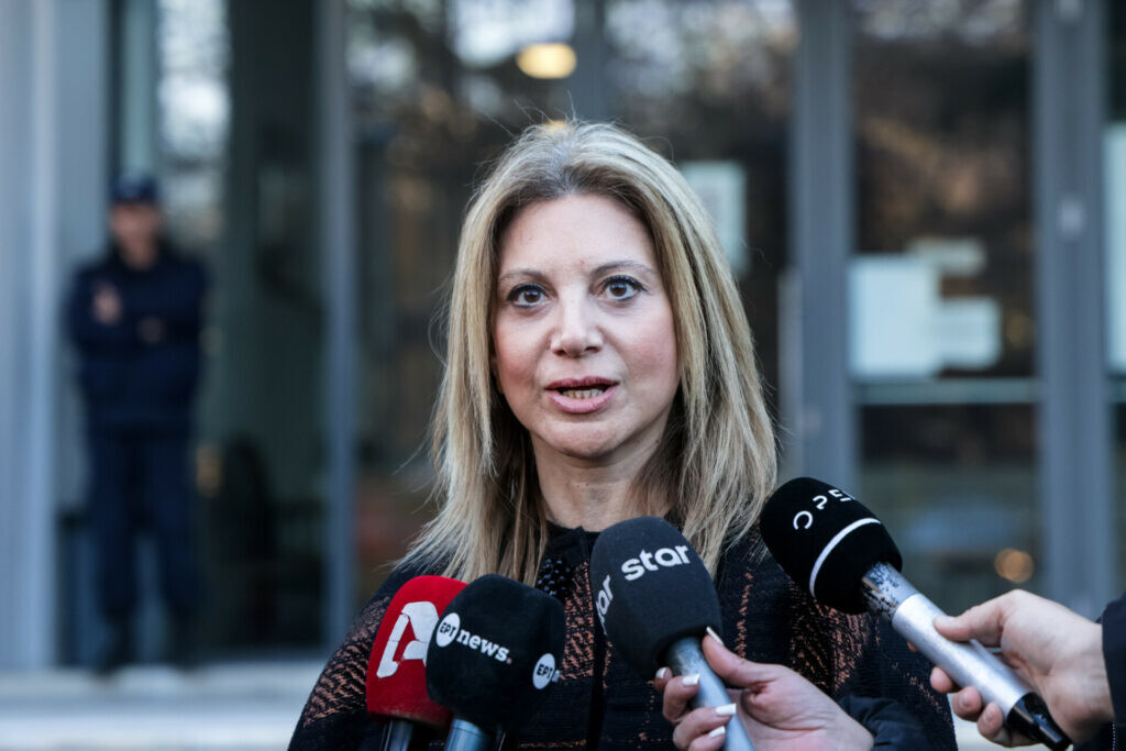 Ούτε Ντε Γκρες, ούτε Σφακιανάκης: Αυτός από τα… παλιά στο πλευρό της Καρυστιανού και πάνε για νίκη