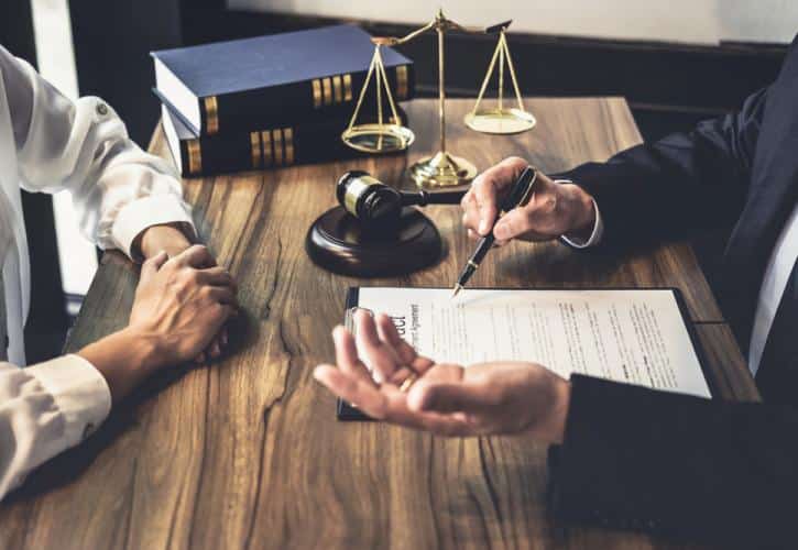 shutterstock klironomia symvolaio