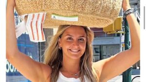 Σοφία Μητσοτάκη: Που εργάζεται και τι κάνει στην ζωή της η κόρη του πρωθυπουργού – Σπάνιες φωτογραφίες