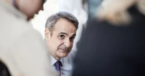ΣΟΚ για τον Μητσοτάκη το Πάσχα – Κάτω από το 20% η ΝΔ