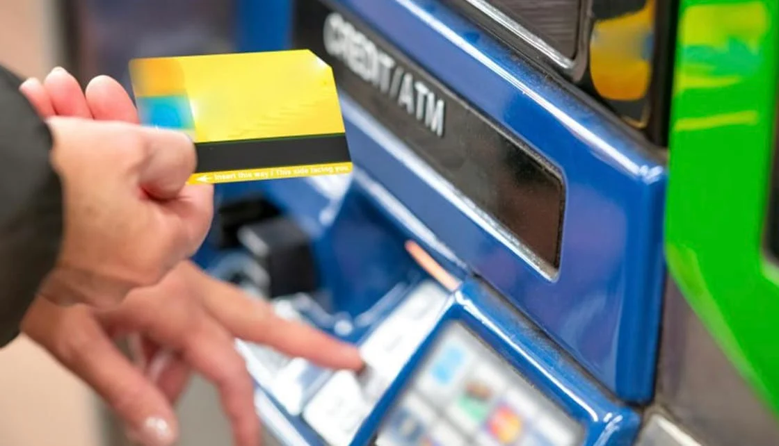 Κοινός λογαριασμός και θάνατος δικαιούχου: Ποιος παίρνει τελικά τα λεφτά;