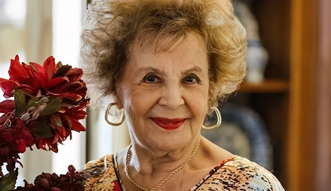 Ζει μόνη της στα 95 η γνωστή ηθοποιός και διάσημη χορεύτρια του ελληνικού κινηματογράφου