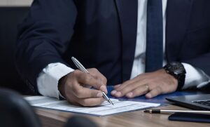 Κληρονομιά χωρίς διαθήκη: Ποιος έχει δικαιώμα στην περιουσία του θανόντος – Πότε το Δημόσιο τα παίρνει όλα