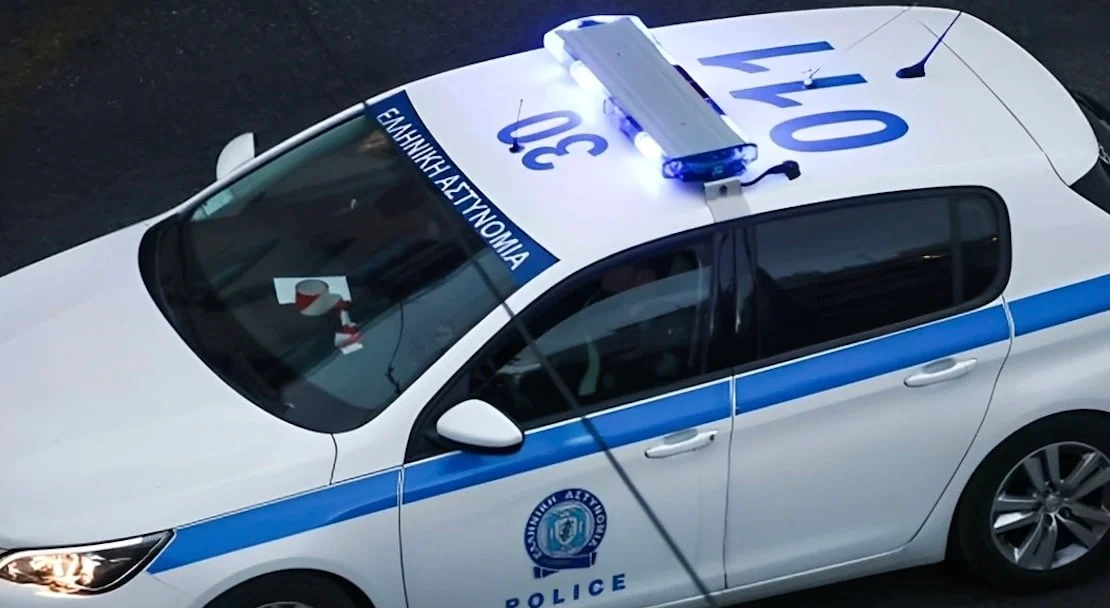 Συναγερμός στην Ομόνοια: Εντοπίστηκαν δύο ύποπτοι φάκελοι έξω από την Εθνική Αρχή Διαφάνειας