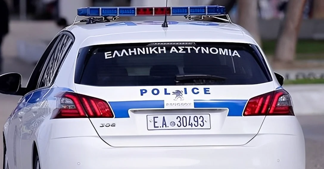 Συνελήφθη μητέρα που άφησε μόνα τα δύο ανήλικα παιδιά της – Βρέθηκε υπό την επήρεια αλκοόλ